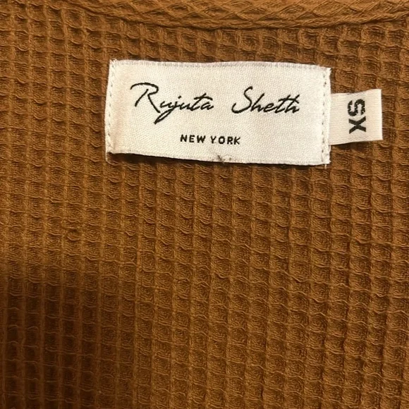 RUJUTA SHETH | VENUS JUMPER - EARTH *Rare* - Picture 10 of 12